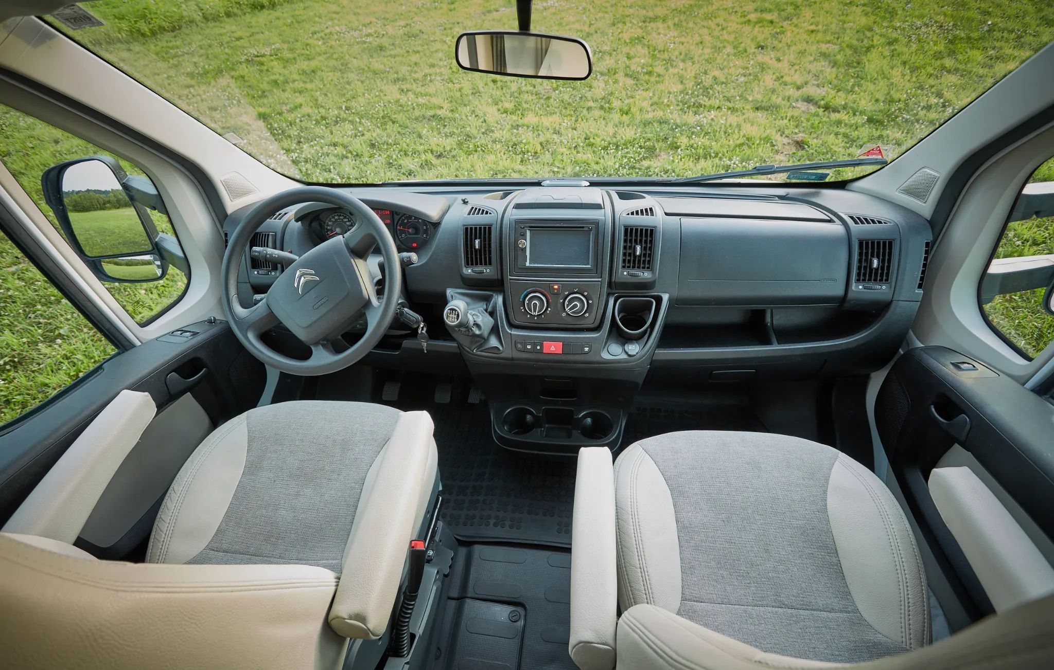 Citroën Jumper  Camper Carado T449 półintegra, bogate wyposażenie