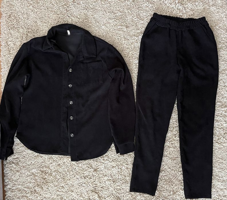 Брючные костюмы размеры S