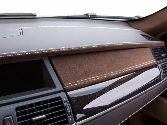 Перетяжка салонів авто