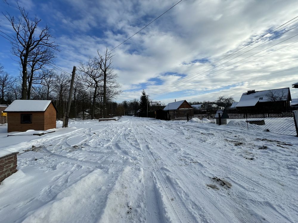 Продається ділянка 21 сотка на початку Тетерівки в дубах