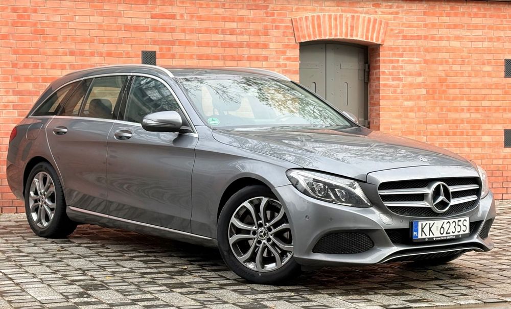 Mercedes-Benz Klasa C Mercedes C180 W205 T CGI 1.6 Benzyna Automat