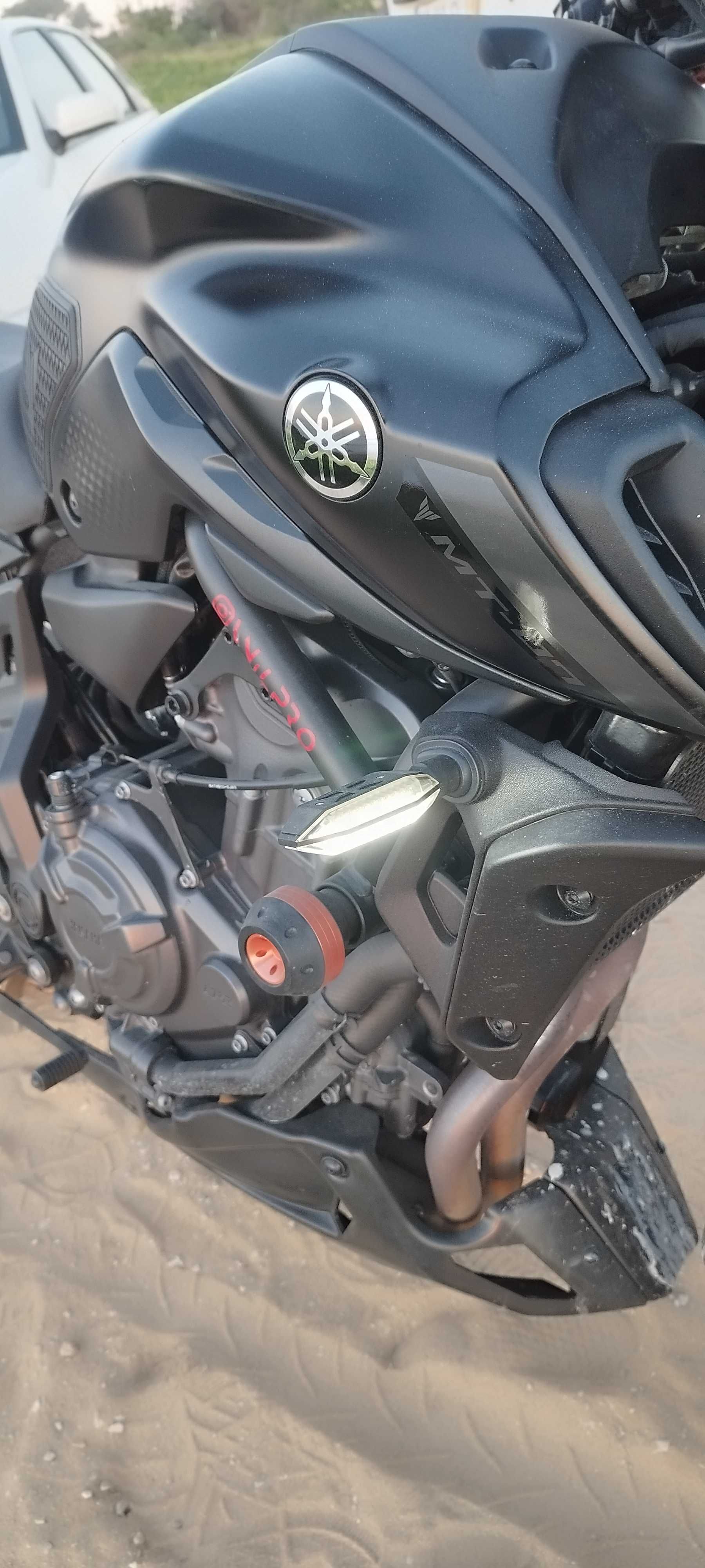 MT 07 - 2021 - 20k kms - Full Extras- OPORTUNIDADE