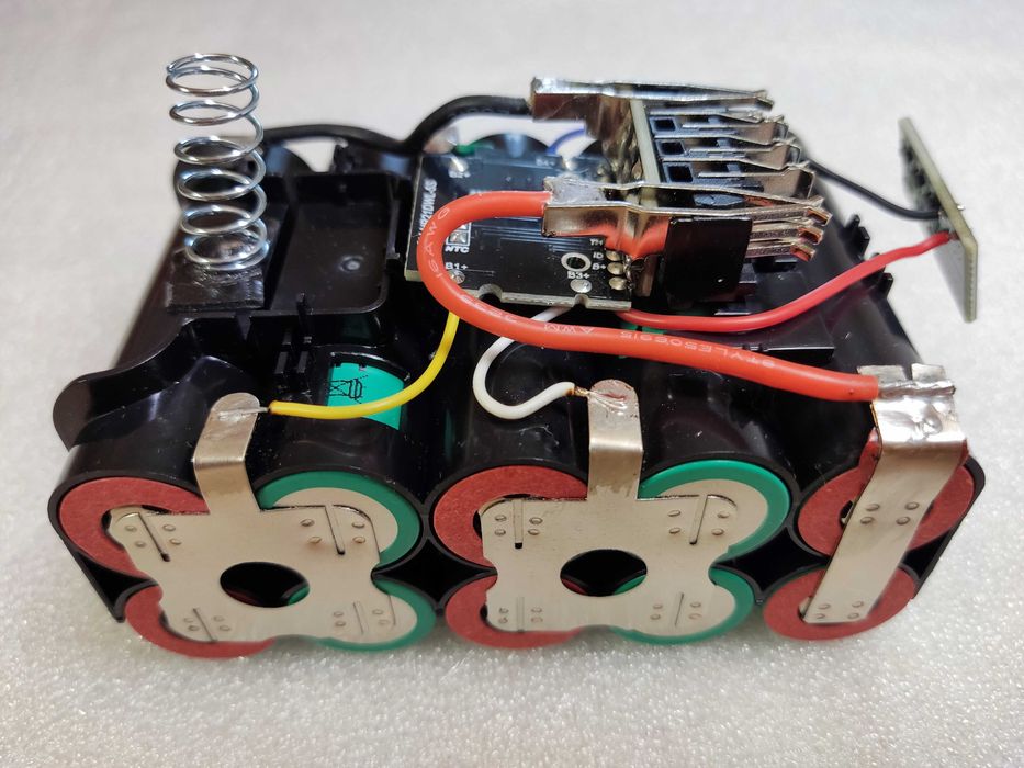 НОВЫЙ аккумулятор DeWalt 5Ач, 7.5Ач, 9Ач