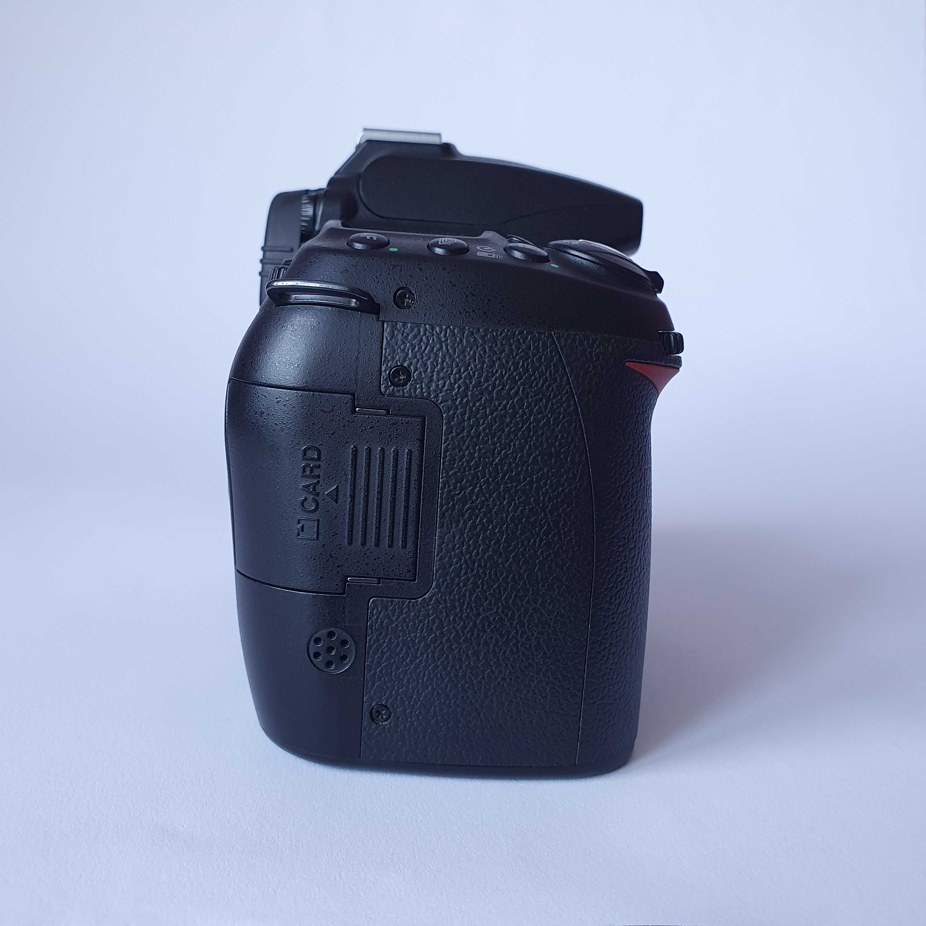 Nikon D90 body (10 тыс. фото) в отличном состоянии