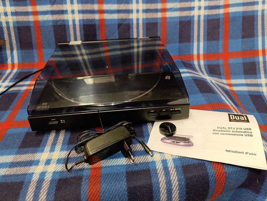 Gramofon Dual DT210-1