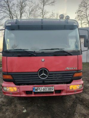 Mercedes Atego 818L