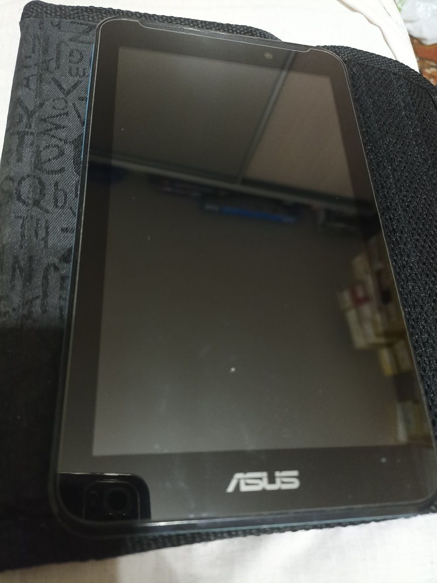 Планшет с сим-картой, звонками ASUS Fonepad 7 FE170CG