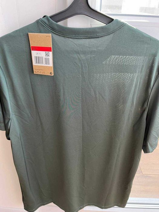 Футболка Nike, нова, оригінал, розмір L