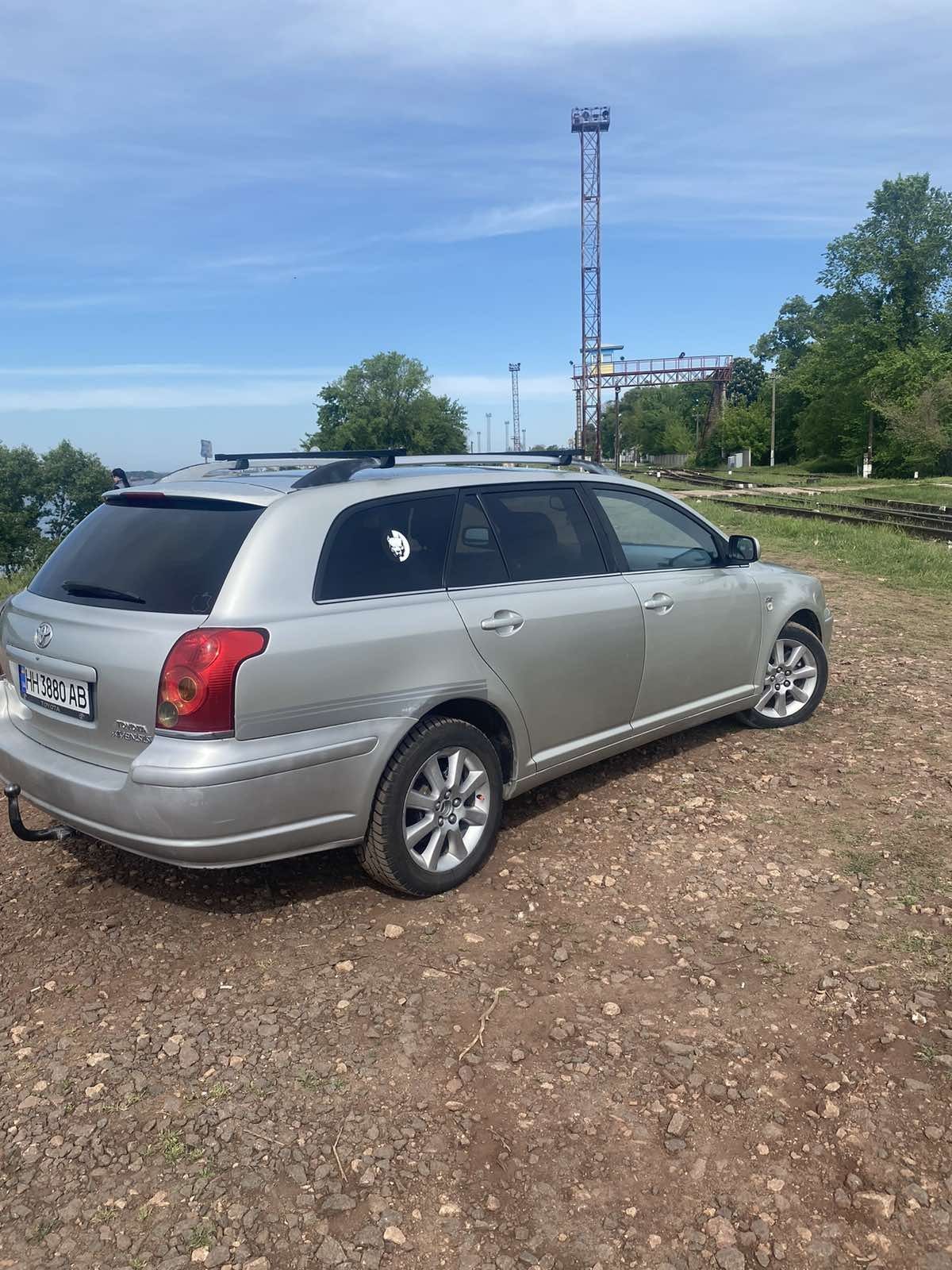 Продам Toyota Avensis 2004