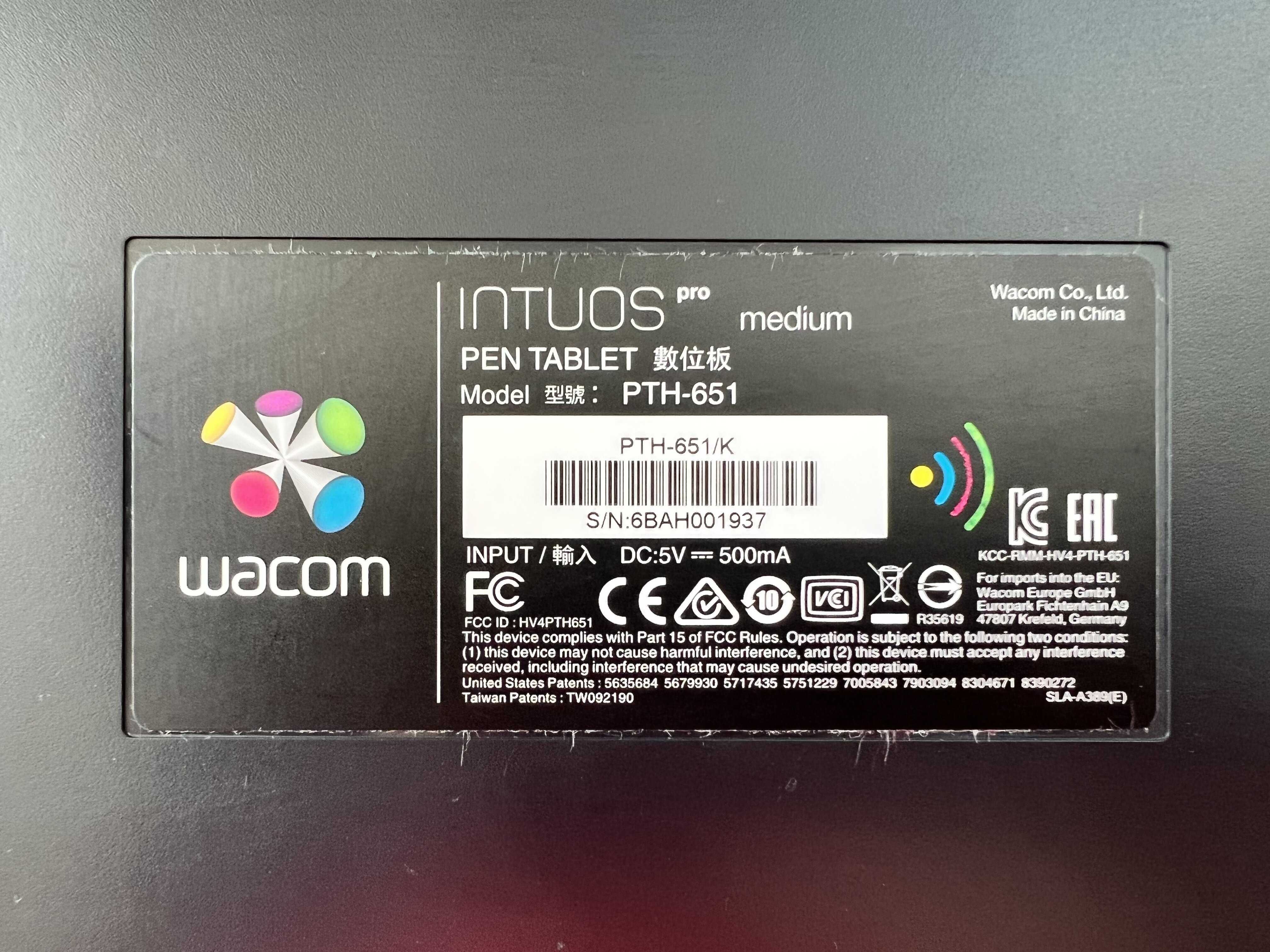 Графический планшет Wacom Intuos Pro M PTH-651