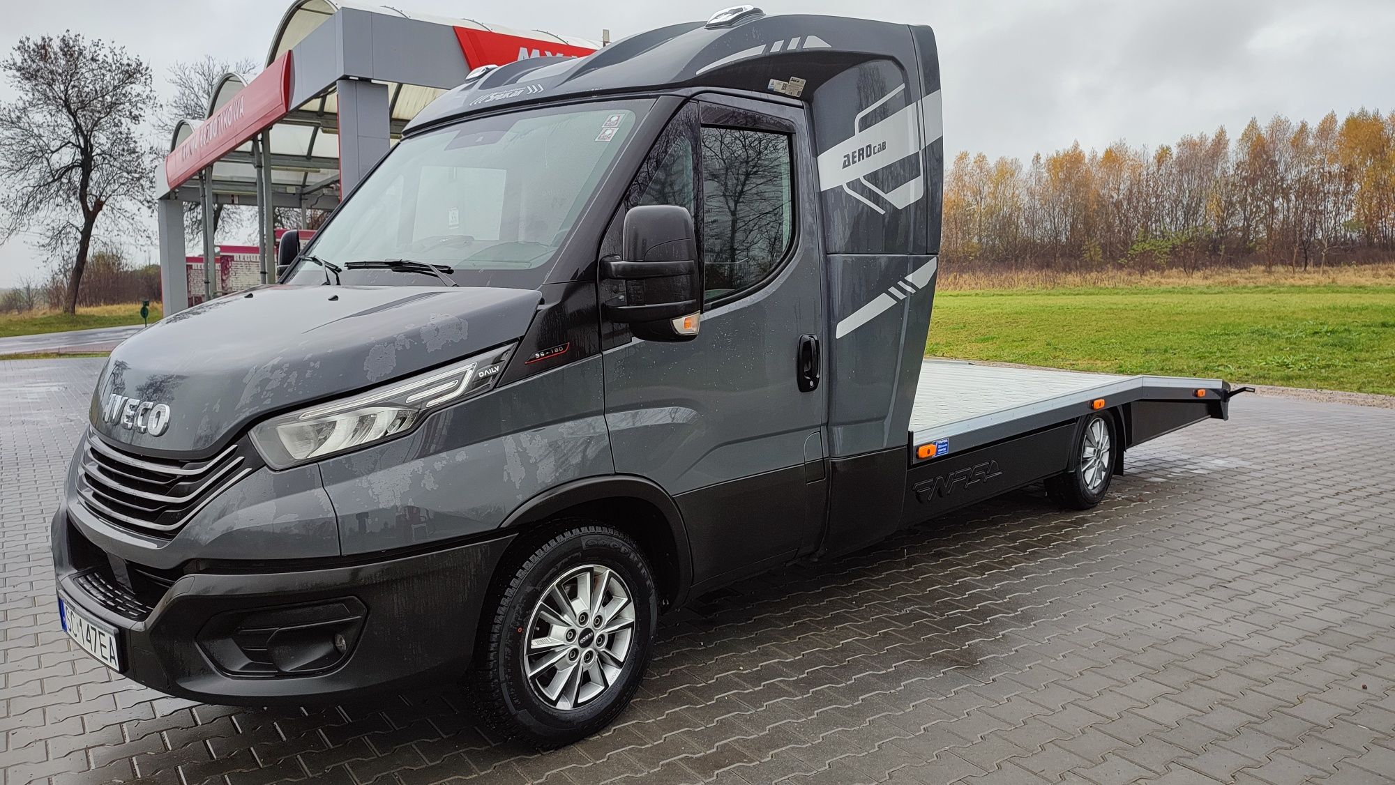 Wynajem Autolaweta Iveco Daily