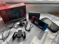 Konsola Nintendo Switch + GRA Pokemon Scarlet (TYLKO ODBIÓR OSOBISTY)