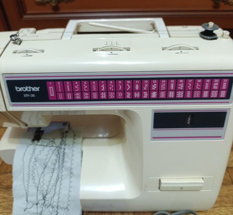 Продаю швейную машинку Brother XR-36