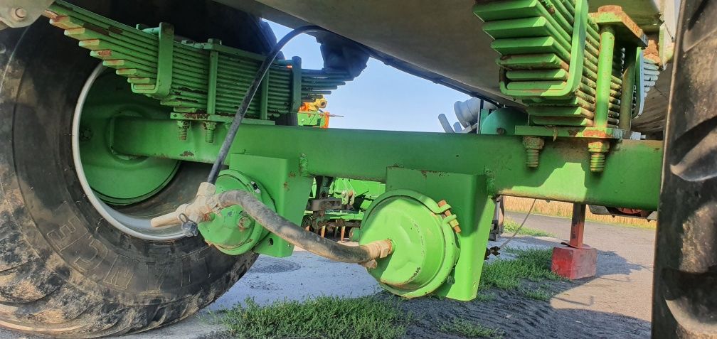 Beczkowóz 7500 L Pichon  duże szerokie Koło, hamulce Meprozet ,rozlewk