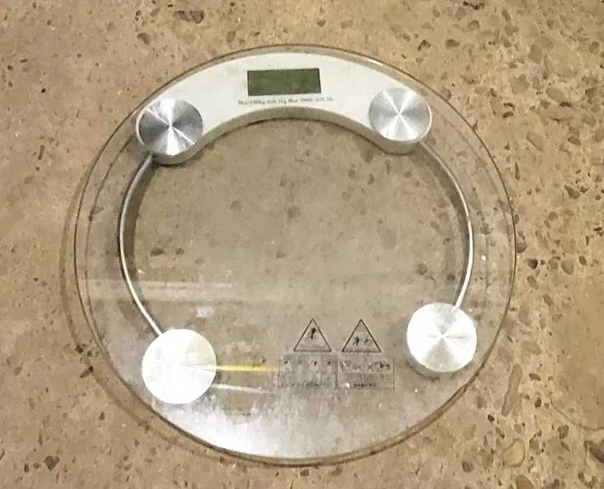 NESCO waga łazienkowa elektroniczna sprawna używana TRANSORT GRATIS