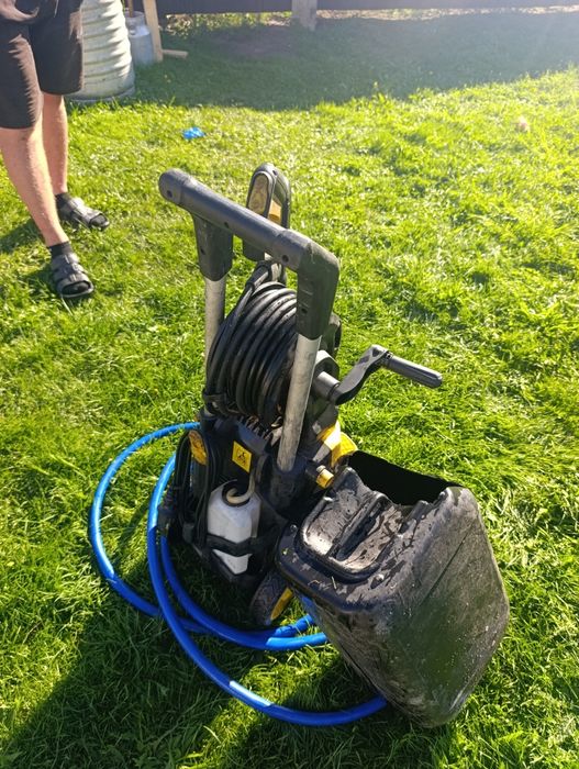 Мийка.        . .