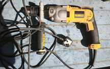 Wiertarka udarowa DeWalt d21520k udar 2 predkosci 1300 watt