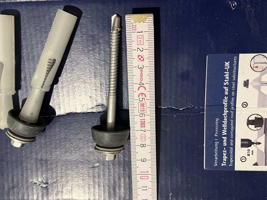 Kołki montażowe do poliwęglanu falistego 90mm