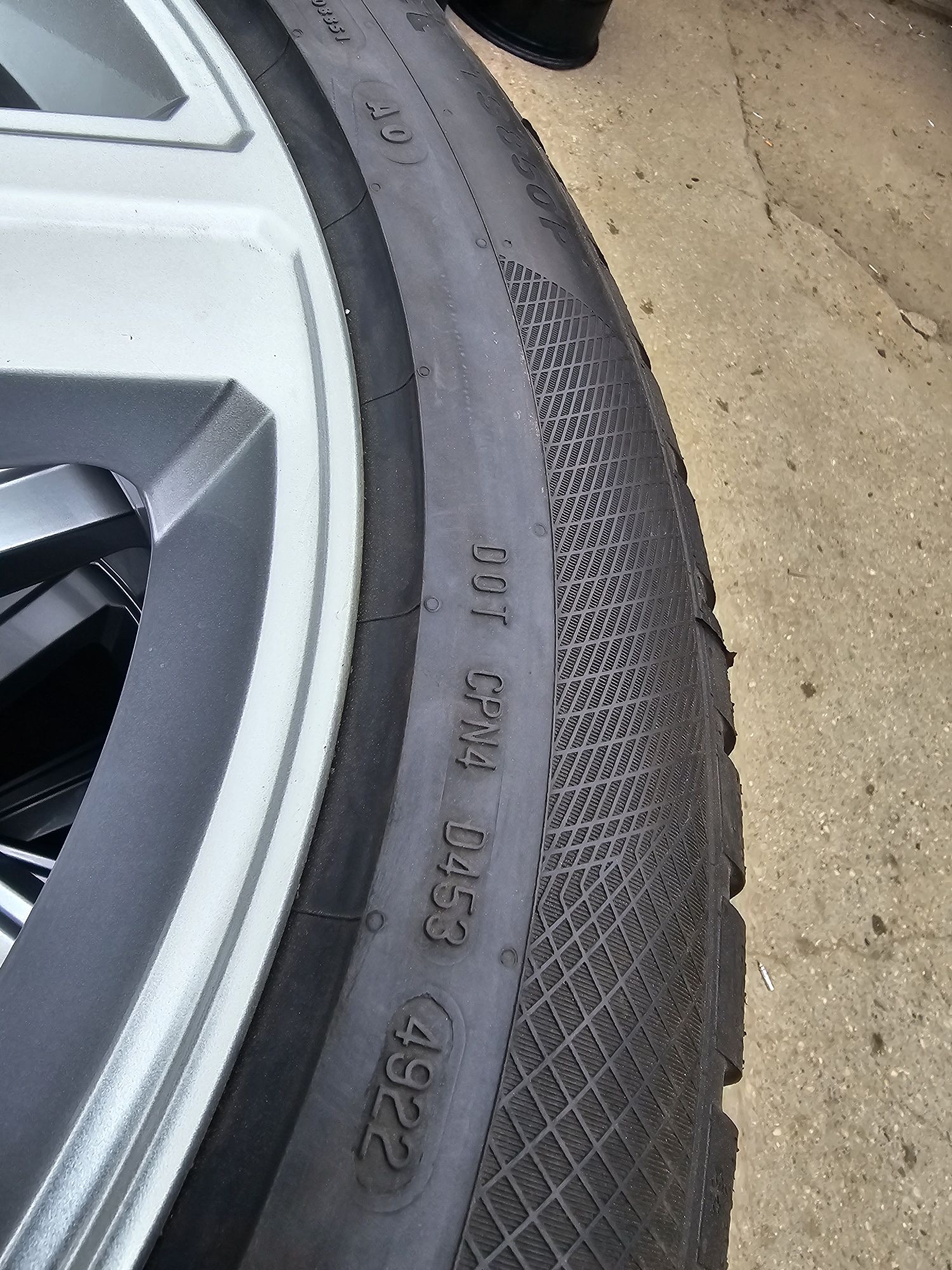 Koła Zimowe-NOWE- Audi Q7-Q8 R20 5x112-Continental 255/50/20