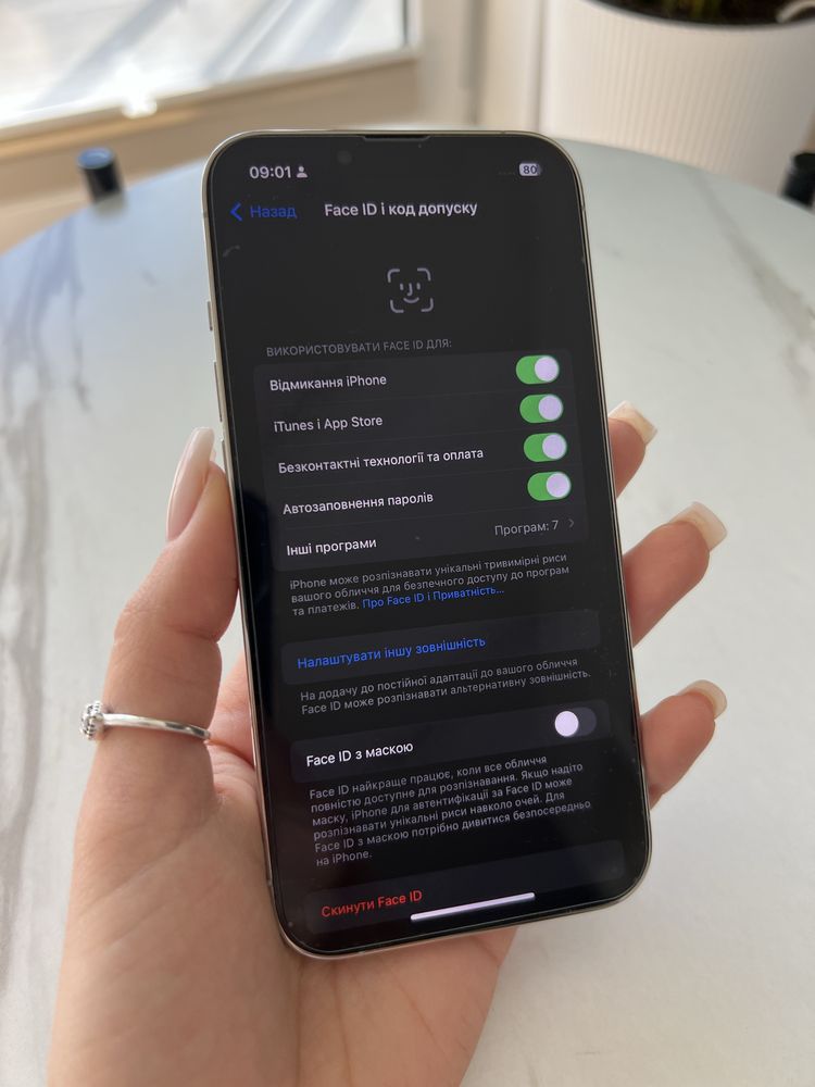 Iphone 13 PRO 256 gb + 11 etui w prezencie