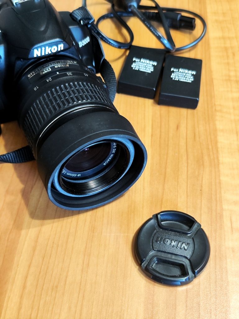 Nikon D3000 Kit 18-55
