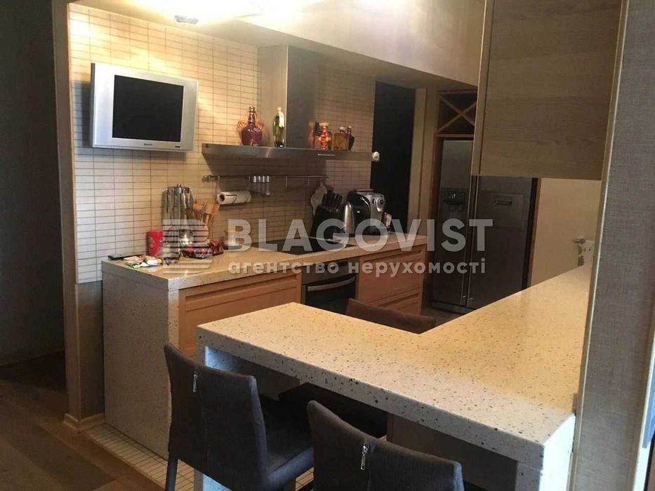 Продаж 4к кварт Івасюка Героїв Сталінграда,10А Оболонь