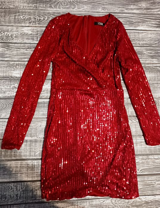 Сукня, плаття з паєтками