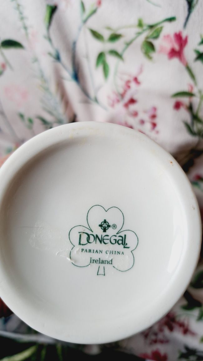 Porcelanowy wazonik vintage antyk Donegal Parian China Ireland