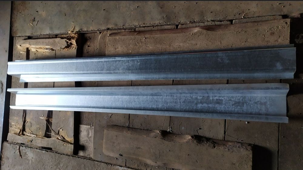 Продам пороги на geely MK