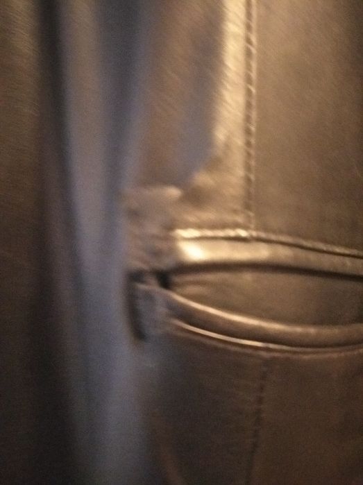 Женский кожаный пиджак