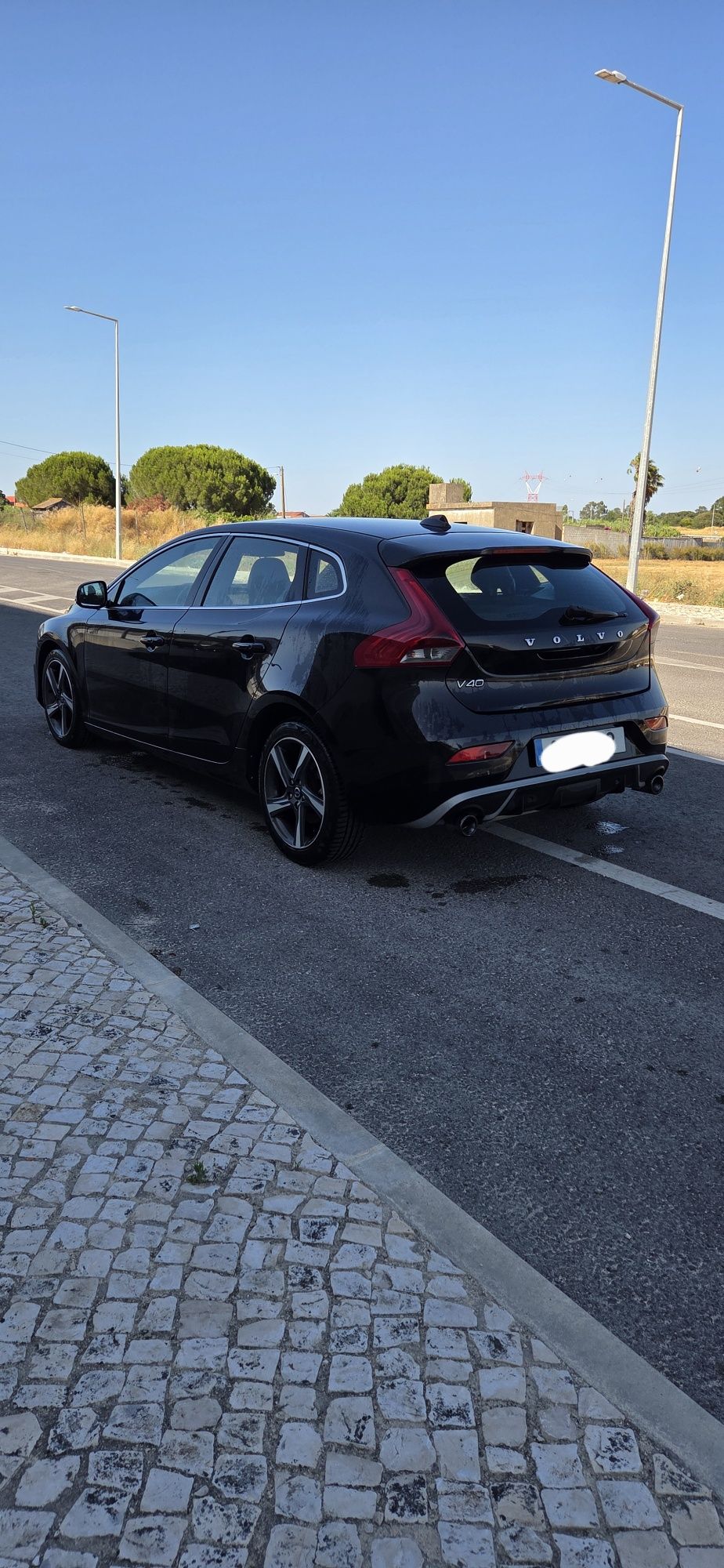 Volvo V40 R-design