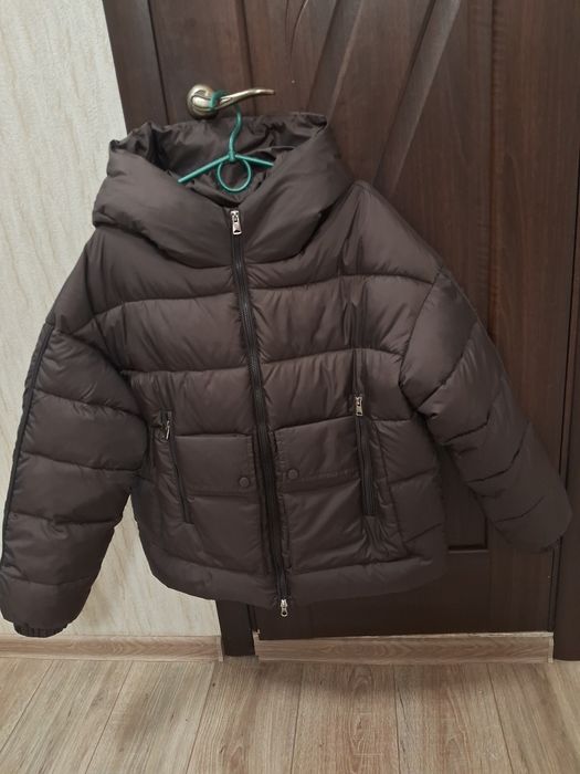 Жіноча зимова куртка