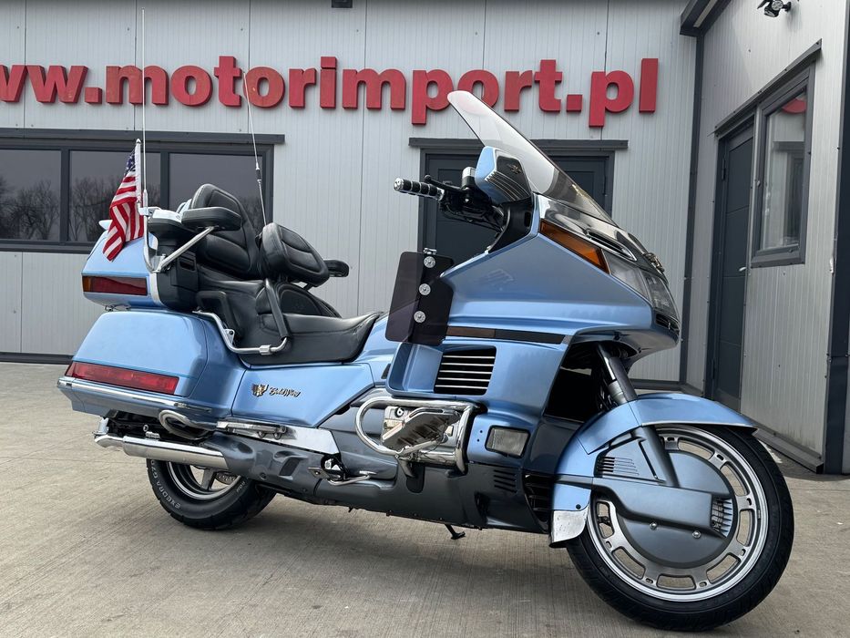 Honda GL 1500 Gold Wing wysoka szyba podesty oparcia oświetlenie