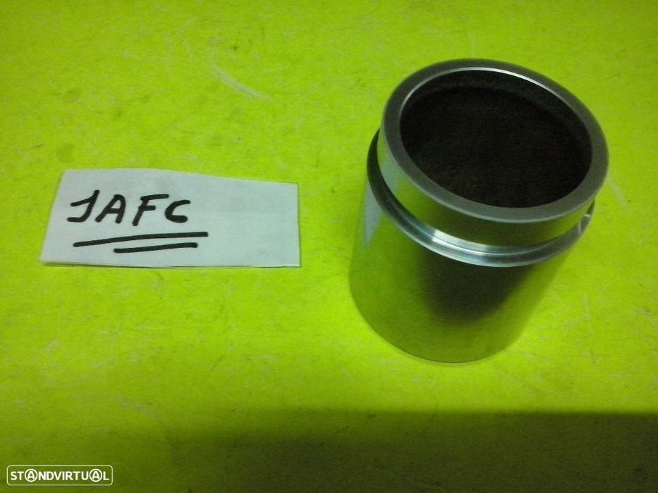 Êmbolos para as  Pinças de travão rodas Mitsubishi Canter FE531 e FE534