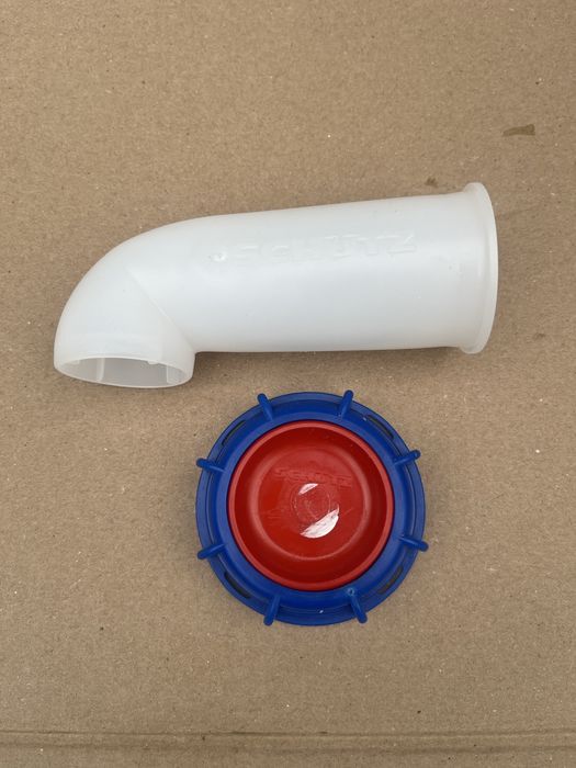 Wylewka kolanko lejek zlewka do zbiornika 1000 l 600 l ibc mauser 2"