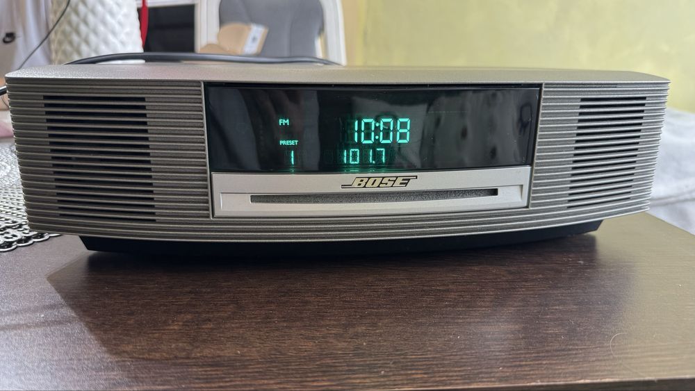 Bose Wave z radiem i budzikiem FM pilot