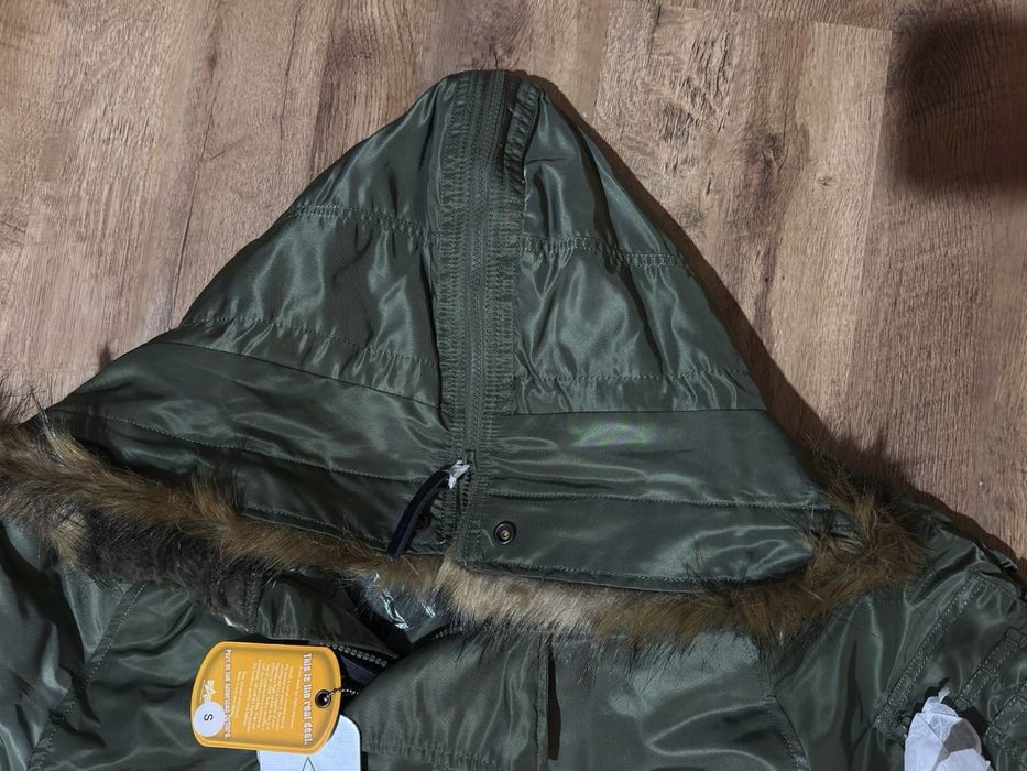 Новый Бомбер Alpha Industries N2B