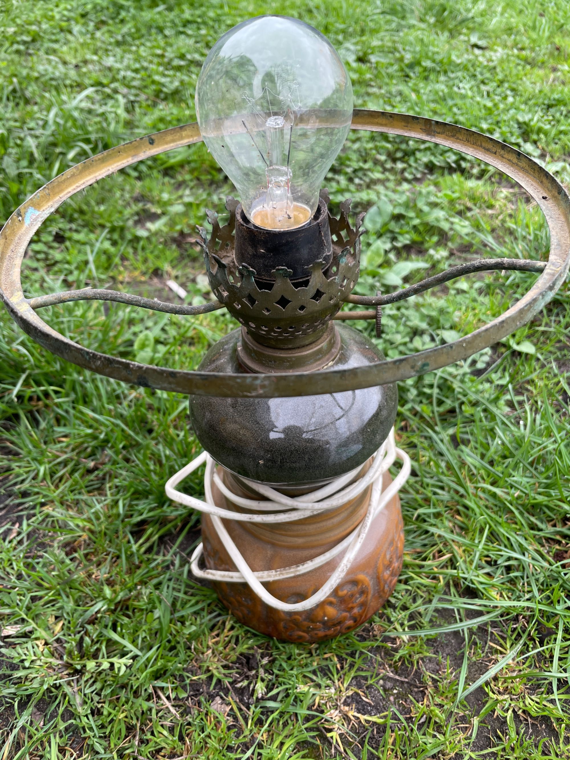 Lampa Polmo Wałbrzych bez klosza