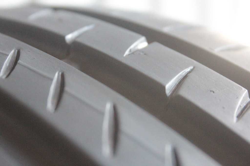 225/40/18 Continental PremiumContact 6 225/40 R18 2x7,3mm