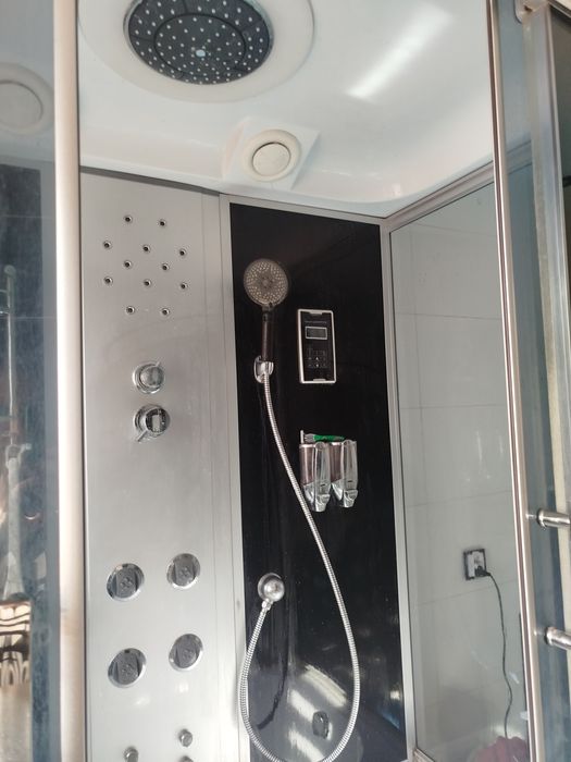 Kabina prysznicowa z hydromasażem