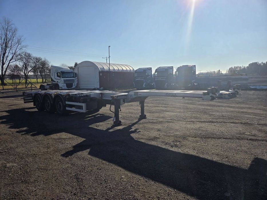 Mega Ozgul Trailer  Naczepa Podkontenerowa Ozgul Trailer Pierwszy właściciel wszystkie typ