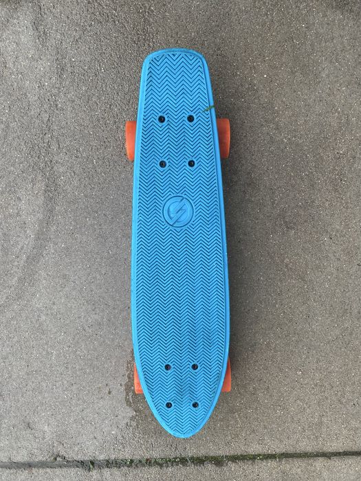 skate azul como novo