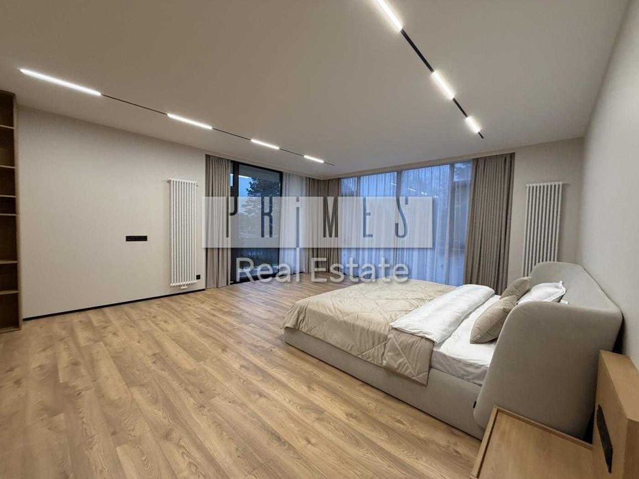 Продаж ксклюзивнийого маєтку  1200м2 КМ Riviera Village (Вишгород)