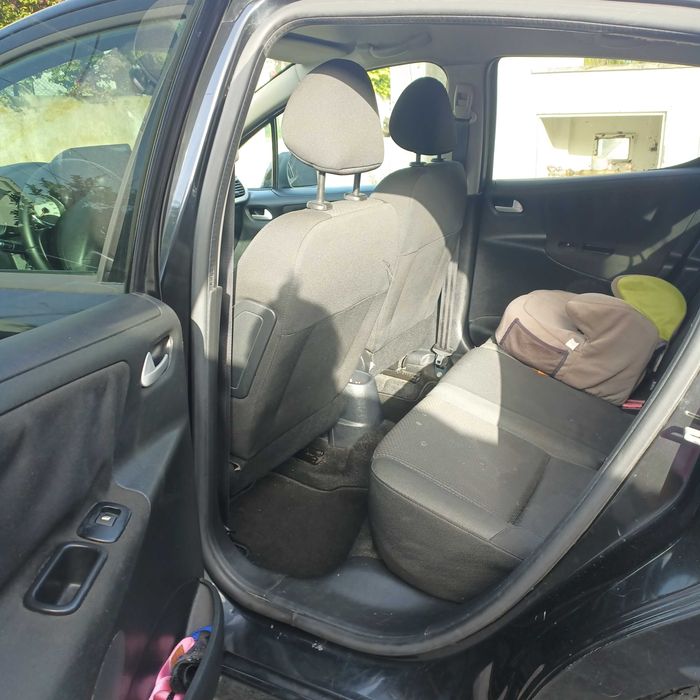 PEUGEOT 207 Versão Sportium