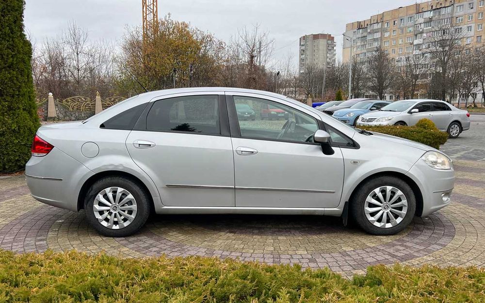 Fiat Linea 2009 рік