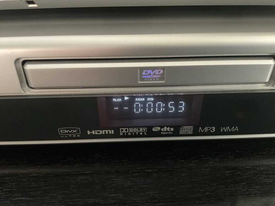 Продам проигрыватель DVD  DENON 1740