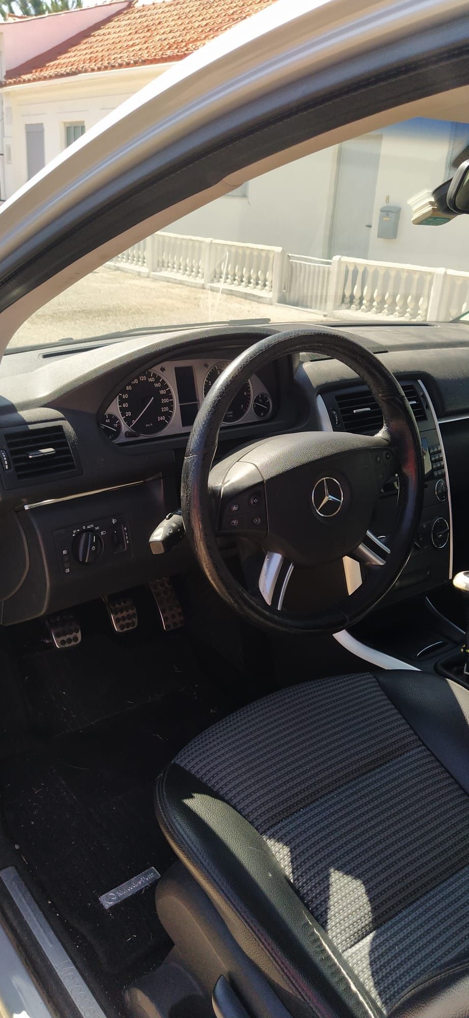 Mercedes B200 turbo de 2005,  gasolina e gpl com 193cv,