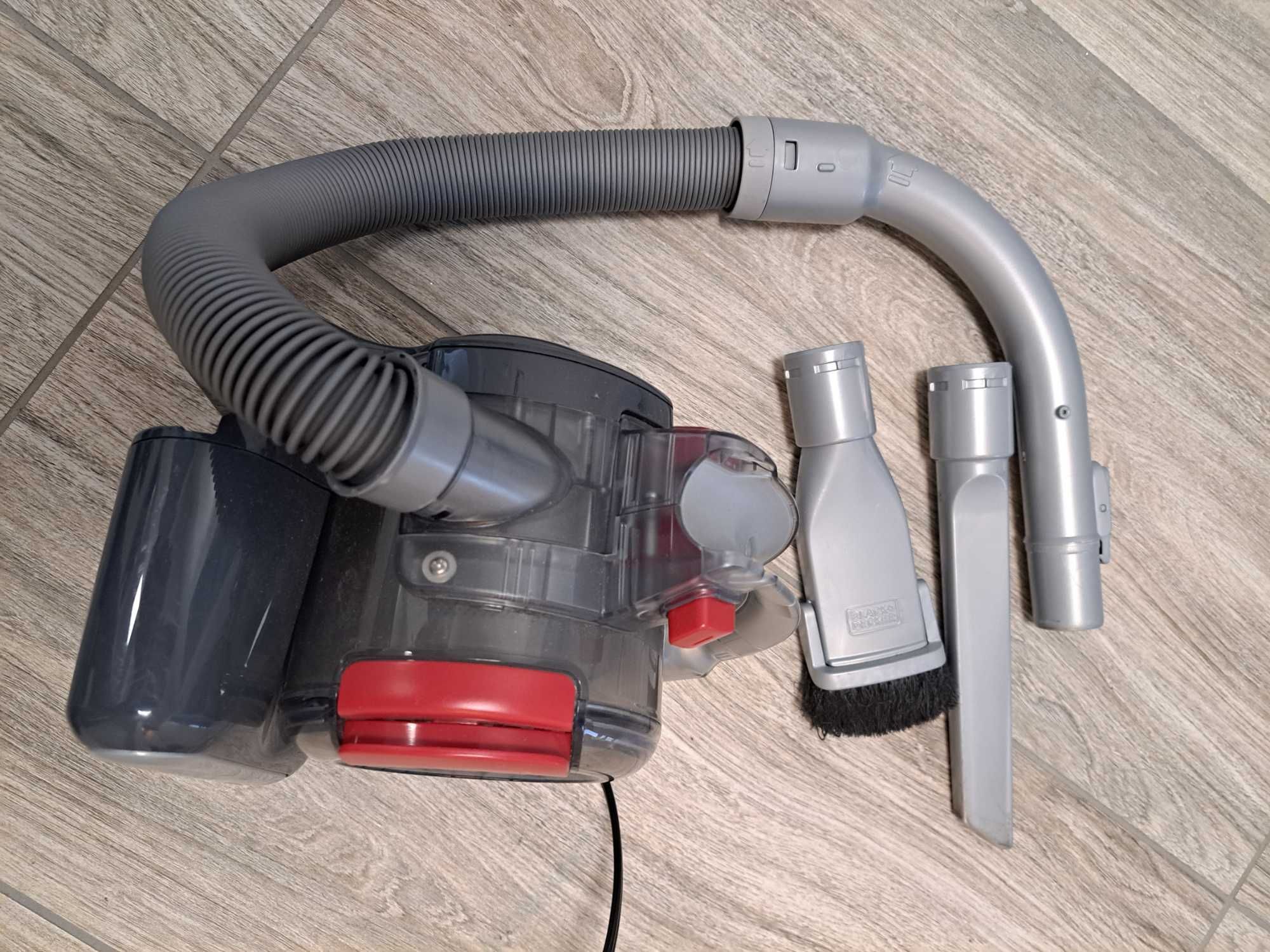 Odkurzacz Black&Decker 12V