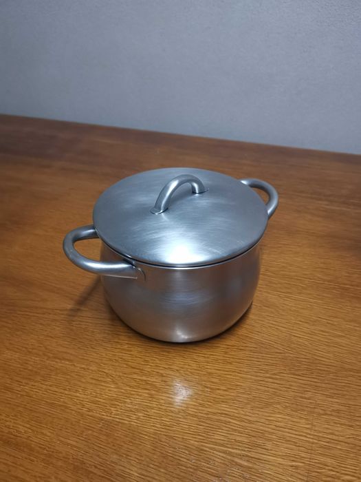 3 Panelas INOX marca Silampos