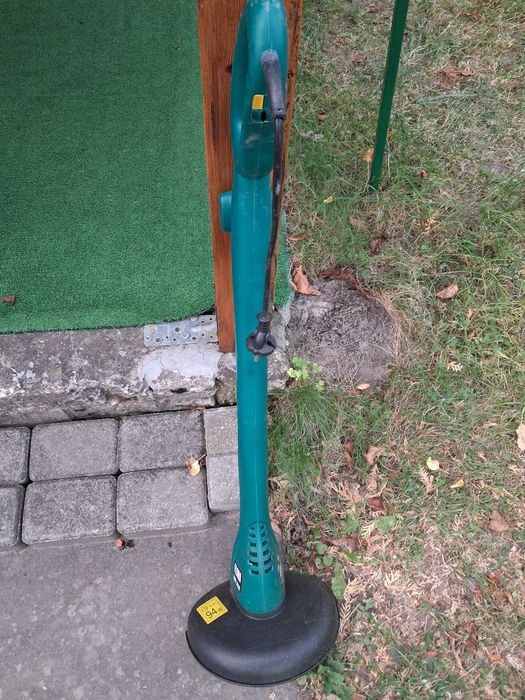 Podkaszarka elektryczna